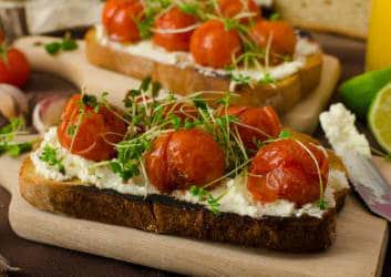 Ricotta Tomaten Brot